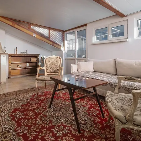 Beehive Hotel&coworking