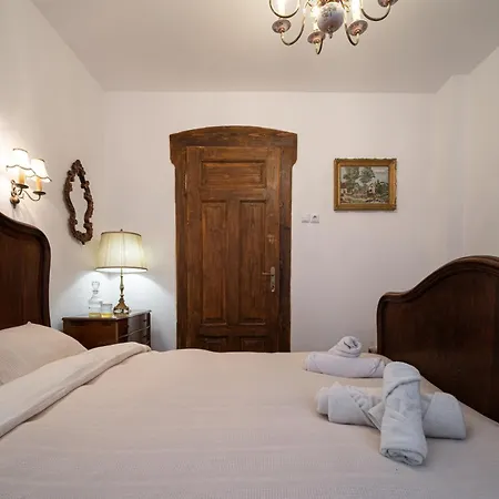 Beehive And Coworking Hotell